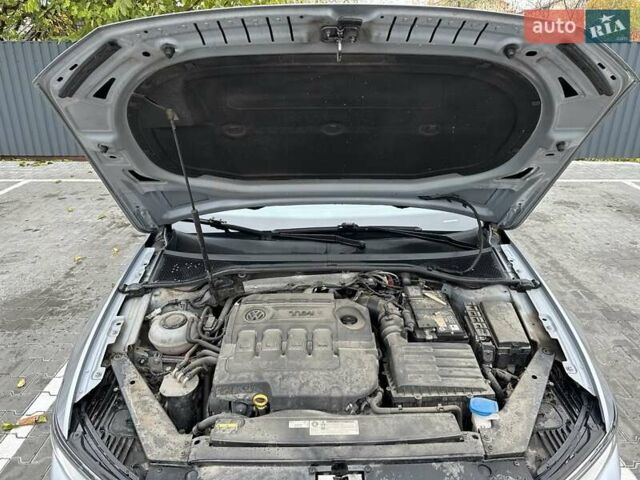 Сірий Фольксваген Пассат, об'ємом двигуна 2 л та пробігом 212 тис. км за 21500 $, фото 4 на Automoto.ua