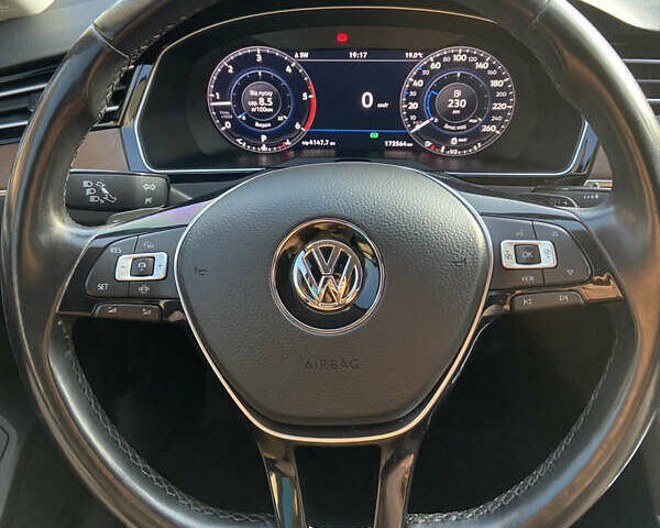 Сірий Фольксваген Пассат, об'ємом двигуна 1.97 л та пробігом 183 тис. км за 22500 $, фото 12 на Automoto.ua