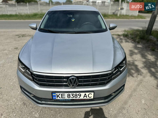 Серый Фольксваген Пассат, объемом двигателя 2 л и пробегом 50 тыс. км за 15999 $, фото 5 на Automoto.ua