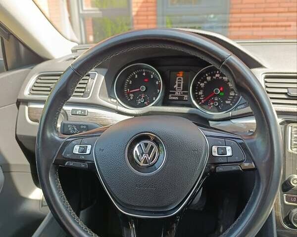 Сірий Фольксваген Пассат, об'ємом двигуна 2 л та пробігом 223 тис. км за 12000 $, фото 10 на Automoto.ua