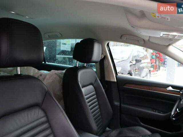 Серый Фольксваген Пассат, объемом двигателя 2 л и пробегом 110 тыс. км за 24900 $, фото 33 на Automoto.ua