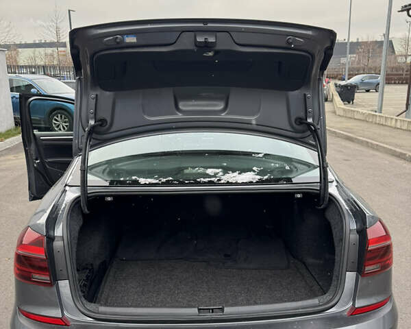 Сірий Фольксваген Пассат, об'ємом двигуна 1.98 л та пробігом 66 тис. км за 16500 $, фото 18 на Automoto.ua