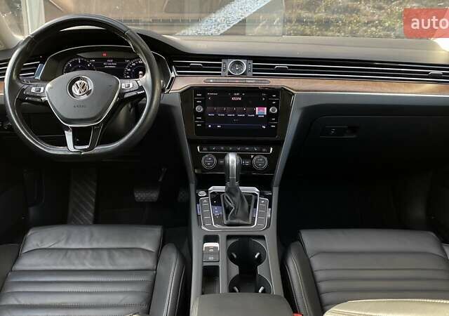 Сірий Фольксваген Пассат, об'ємом двигуна 1.97 л та пробігом 75 тис. км за 27003 $, фото 11 на Automoto.ua