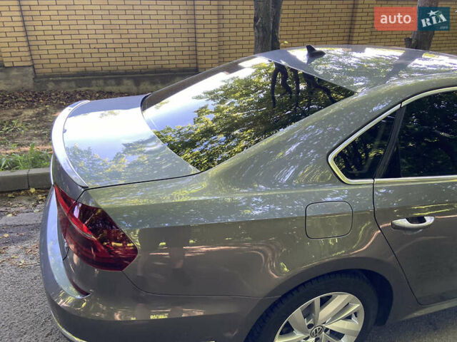 Серый Фольксваген Пассат, объемом двигателя 2 л и пробегом 106 тыс. км за 15400 $, фото 8 на Automoto.ua