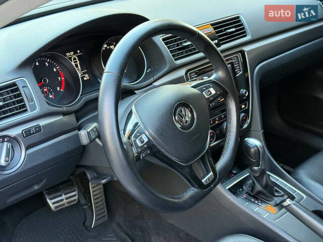 Сірий Фольксваген Пассат, об'ємом двигуна 2 л та пробігом 110 тис. км за 11699 $, фото 42 на Automoto.ua