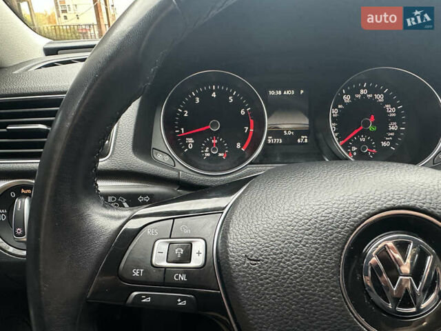 Фольксваген Пассат 2018 в Белой Церкве на Automoto.ua Серый Фольксваген Пассат, объемом двигателя 2 л и пробегом 92 тыс. км за 18100 $, фото 12 на Automoto.ua