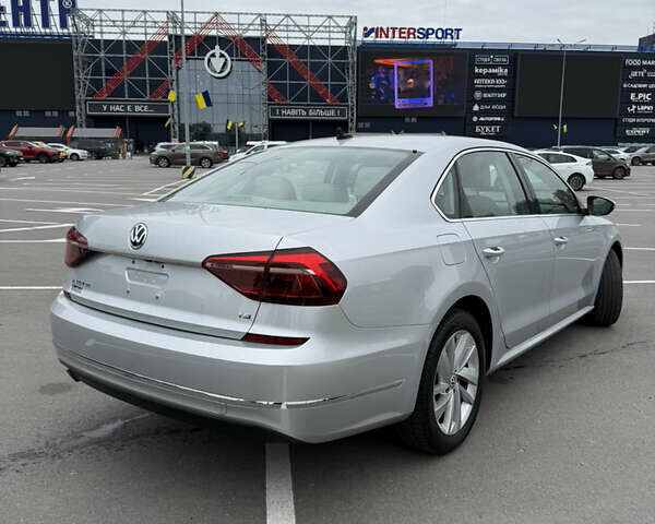 Серый Фольксваген Пассат, объемом двигателя 2 л и пробегом 160 тыс. км за 16200 $, фото 3 на Automoto.ua