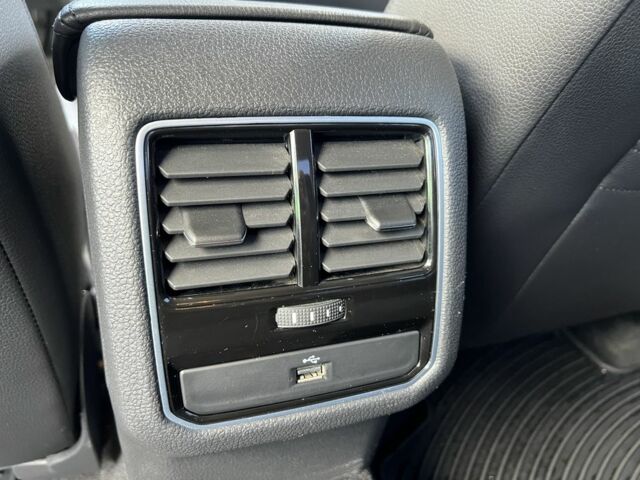 Серый Фольксваген Пассат, объемом двигателя 2 л и пробегом 100 тыс. км за 15700 $, фото 17 на Automoto.ua