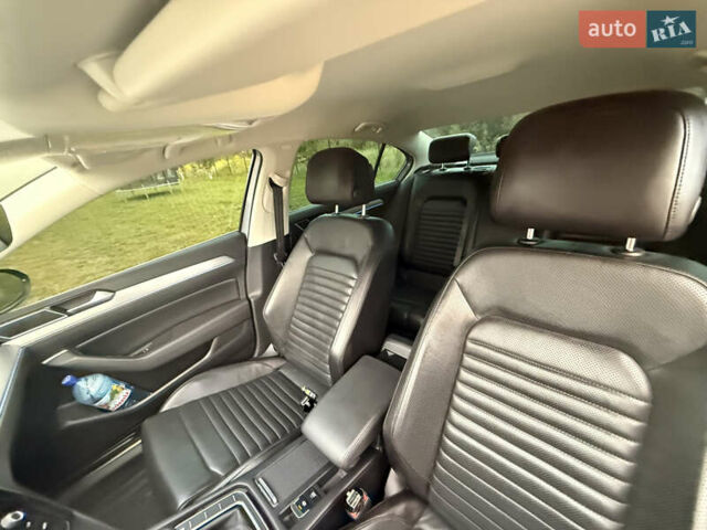 Серый Фольксваген Пассат, объемом двигателя 1.97 л и пробегом 205 тыс. км за 24500 $, фото 9 на Automoto.ua