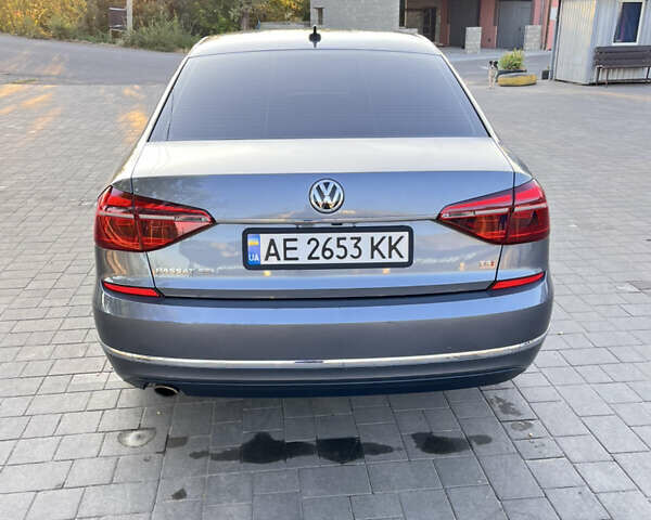 Серый Фольксваген Пассат, объемом двигателя 1.98 л и пробегом 139 тыс. км за 14400 $, фото 5 на Automoto.ua