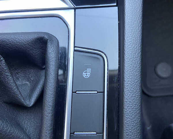 Сірий Фольксваген Пассат, об'ємом двигуна 1.97 л та пробігом 183 тис. км за 22500 $, фото 22 на Automoto.ua