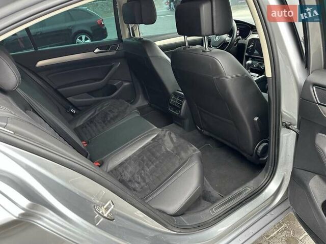 Сірий Фольксваген Пассат, об'ємом двигуна 2 л та пробігом 212 тис. км за 21500 $, фото 9 на Automoto.ua