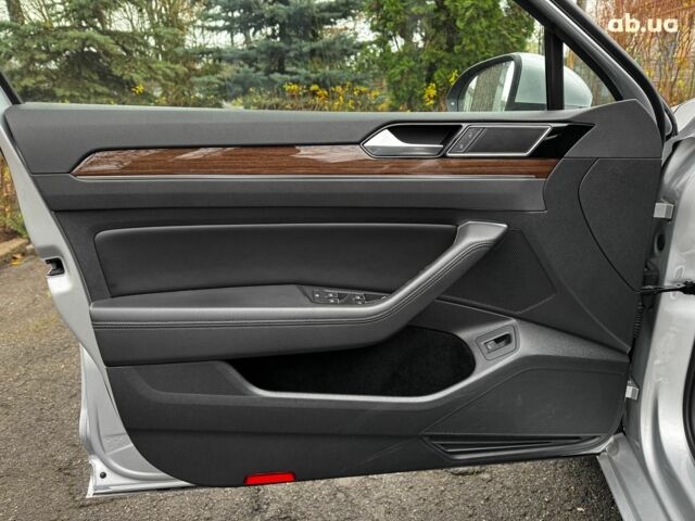 Серый Фольксваген Пассат, объемом двигателя 2 л и пробегом 184 тыс. км за 22490 $, фото 12 на Automoto.ua