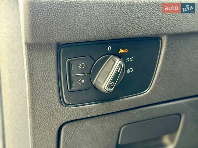 Серый Фольксваген Пассат, объемом двигателя 1.97 л и пробегом 145 тыс. км за 22500 $, фото 24 на Automoto.ua