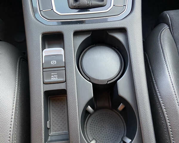 Сірий Фольксваген Пассат, об'ємом двигуна 1.97 л та пробігом 183 тис. км за 22500 $, фото 27 на Automoto.ua