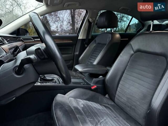 Серый Фольксваген Пассат, объемом двигателя 1.8 л и пробегом 215 тыс. км за 19990 $, фото 32 на Automoto.ua