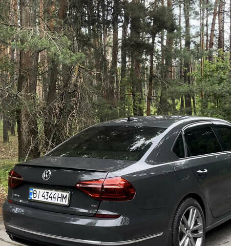 Серый Фольксваген Пассат, объемом двигателя 1.98 л и пробегом 132 тыс. км за 15500 $, фото 3 на Automoto.ua