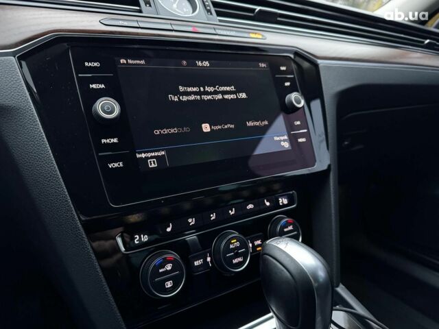 Серый Фольксваген Пассат, объемом двигателя 1.8 л и пробегом 215 тыс. км за 19990 $, фото 38 на Automoto.ua