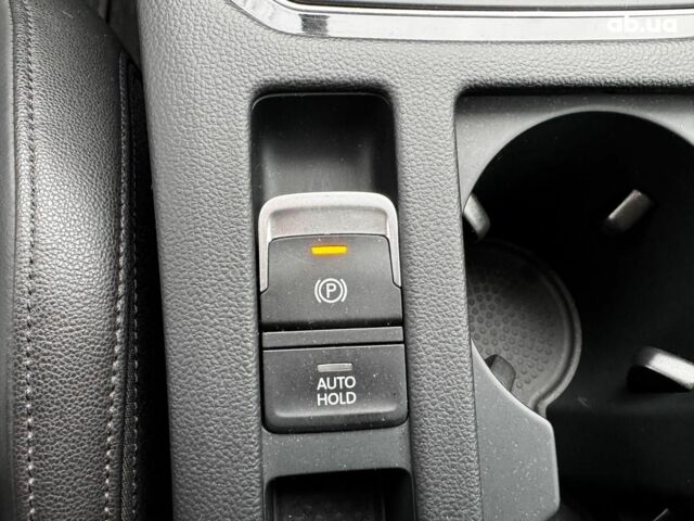 Серый Фольксваген Пассат, объемом двигателя 2 л и пробегом 184 тыс. км за 22490 $, фото 25 на Automoto.ua