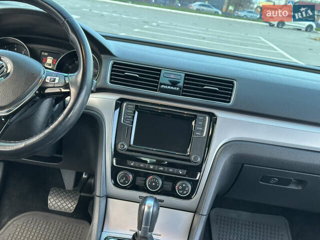 Сірий Фольксваген Пассат, об'ємом двигуна 1.98 л та пробігом 57 тис. км за 16500 $, фото 33 на Automoto.ua