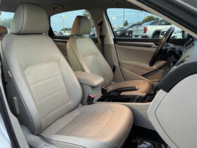 Сірий Фольксваген Пассат, об'ємом двигуна 2 л та пробігом 46 тис. км за 8900 $, фото 10 на Automoto.ua