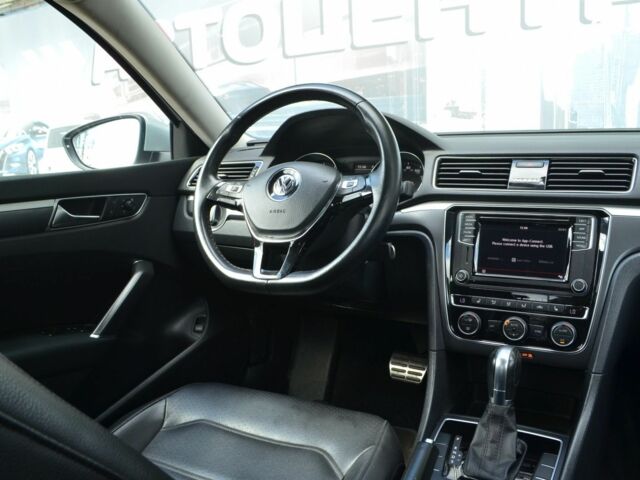 Сірий Фольксваген Пассат, об'ємом двигуна 2 л та пробігом 48 тис. км за 16900 $, фото 15 на Automoto.ua