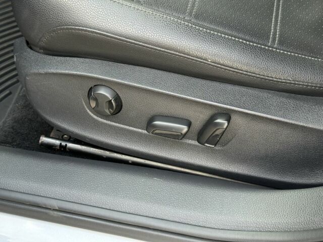 Сірий Фольксваген Пассат, об'ємом двигуна 2 л та пробігом 102 тис. км за 15400 $, фото 11 на Automoto.ua