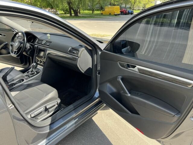 Серый Фольксваген Пассат, объемом двигателя 2 л и пробегом 100 тыс. км за 15700 $, фото 10 на Automoto.ua