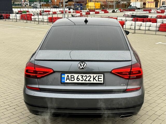 Серый Фольксваген Пассат, объемом двигателя 3.6 л и пробегом 109 тыс. км за 17500 $, фото 2 на Automoto.ua