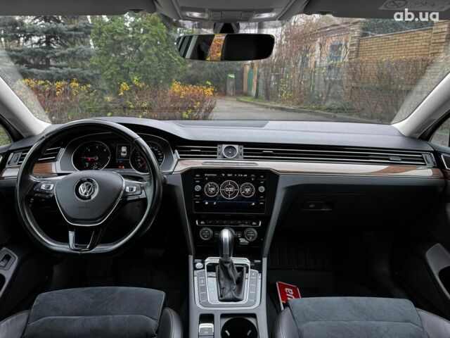 Серый Фольксваген Пассат, объемом двигателя 2 л и пробегом 184 тыс. км за 22490 $, фото 31 на Automoto.ua