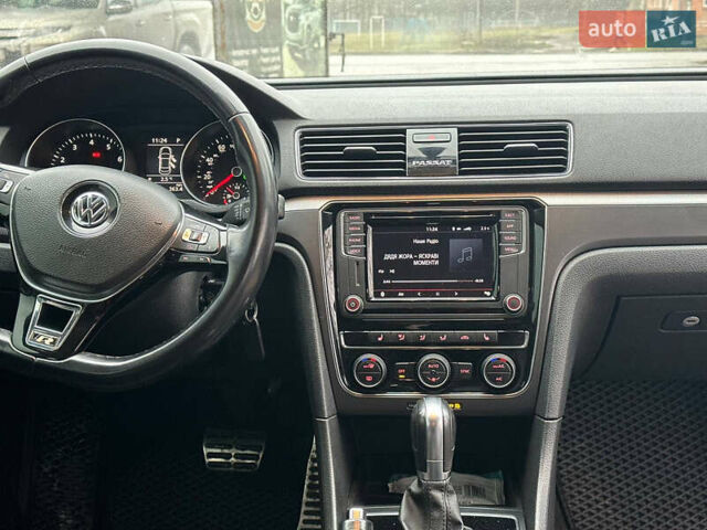 Серый Фольксваген Пассат, объемом двигателя 2 л и пробегом 131 тыс. км за 13800 $, фото 15 на Automoto.ua