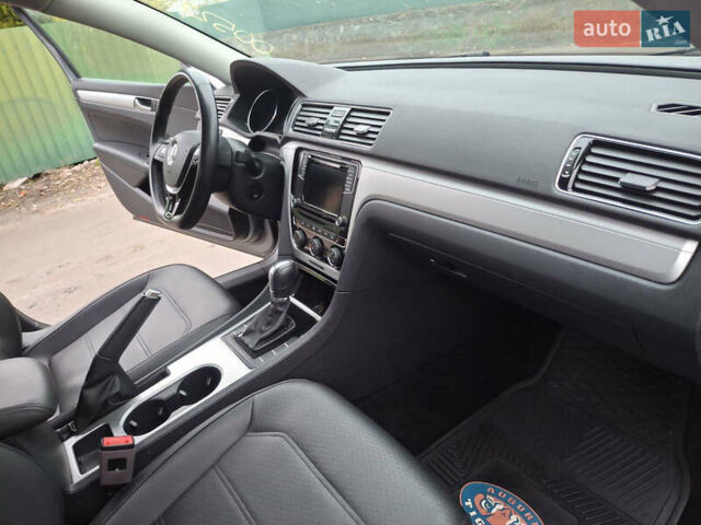 Сірий Фольксваген Пассат, об'ємом двигуна 2 л та пробігом 72 тис. км за 10700 $, фото 11 на Automoto.ua