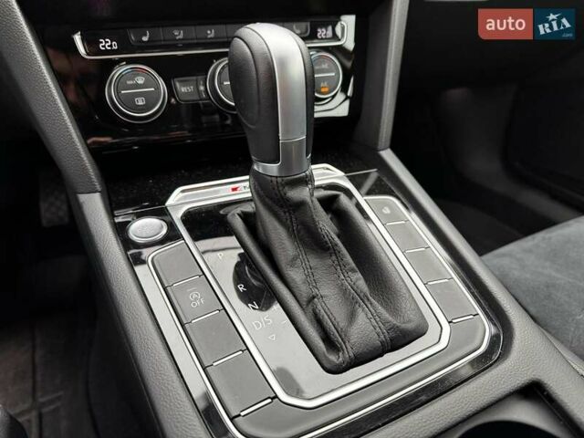 Сірий Фольксваген Пассат, об'ємом двигуна 2 л та пробігом 184 тис. км за 22490 $, фото 24 на Automoto.ua