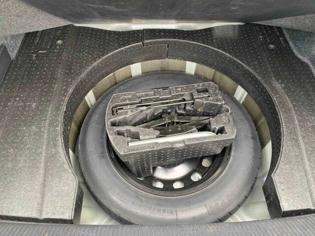 Сірий Фольксваген Пассат, об'ємом двигуна 2 л та пробігом 158 тис. км за 11900 $, фото 19 на Automoto.ua