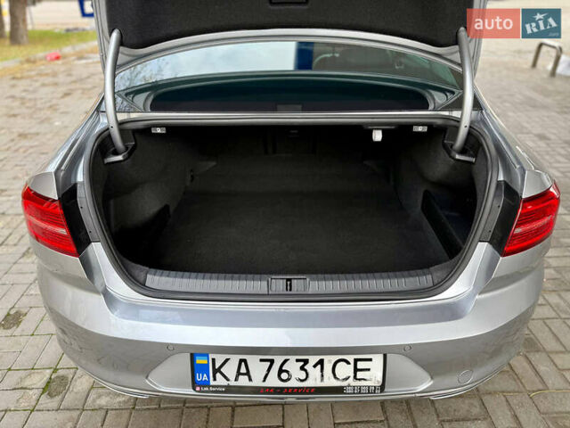 Серый Фольксваген Пассат, объемом двигателя 1.97 л и пробегом 145 тыс. км за 22500 $, фото 16 на Automoto.ua