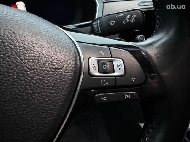 Серый Фольксваген Пассат, объемом двигателя 1.8 л и пробегом 215 тыс. км за 19990 $, фото 35 на Automoto.ua