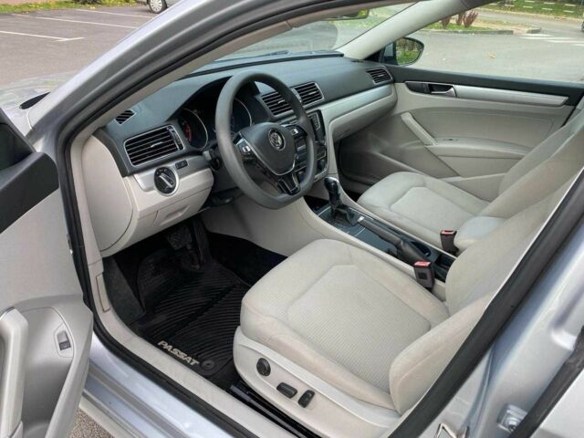 Сірий Фольксваген Пассат, об'ємом двигуна 2 л та пробігом 158 тис. км за 11900 $, фото 11 на Automoto.ua