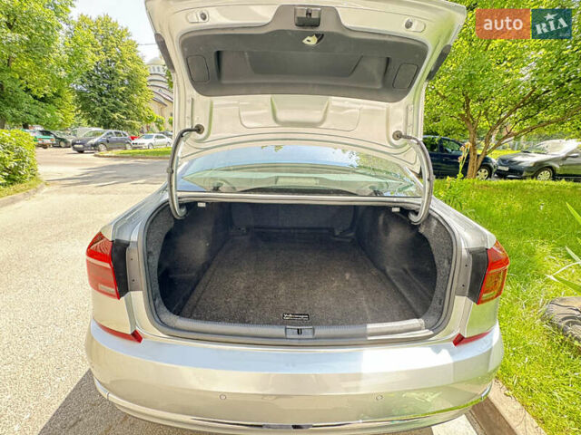 Серый Фольксваген Пассат, объемом двигателя 2 л и пробегом 128 тыс. км за 15700 $, фото 24 на Automoto.ua