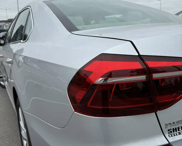 Серый Фольксваген Пассат, объемом двигателя 2 л и пробегом 160 тыс. км за 16200 $, фото 6 на Automoto.ua