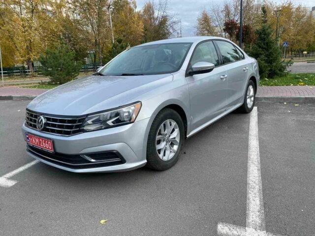 Сірий Фольксваген Пассат, об'ємом двигуна 2 л та пробігом 158 тис. км за 11900 $, фото 4 на Automoto.ua