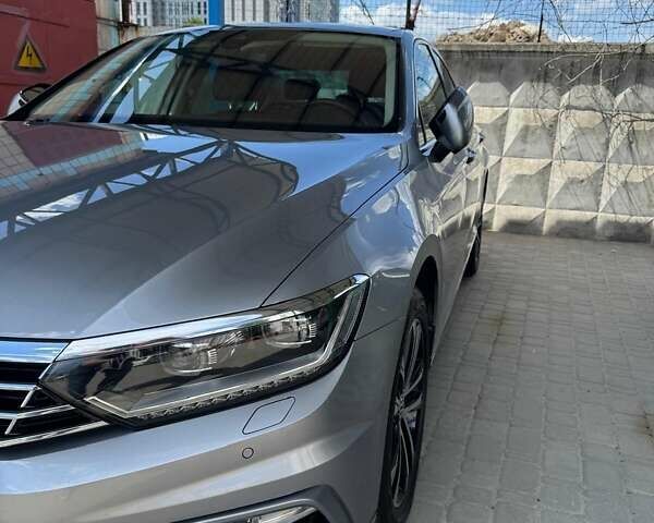Сірий Фольксваген Пассат, об'ємом двигуна 1.97 л та пробігом 128 тис. км за 27500 $, фото 5 на Automoto.ua