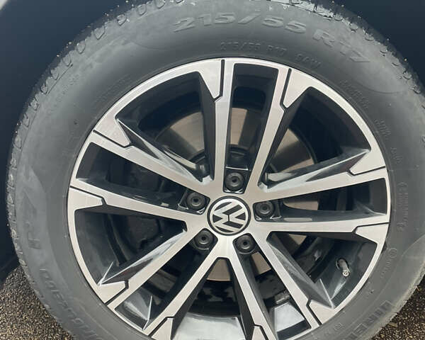 Сірий Фольксваген Пассат, об'ємом двигуна 1.97 л та пробігом 24 тис. км за 27800 $, фото 10 на Automoto.ua