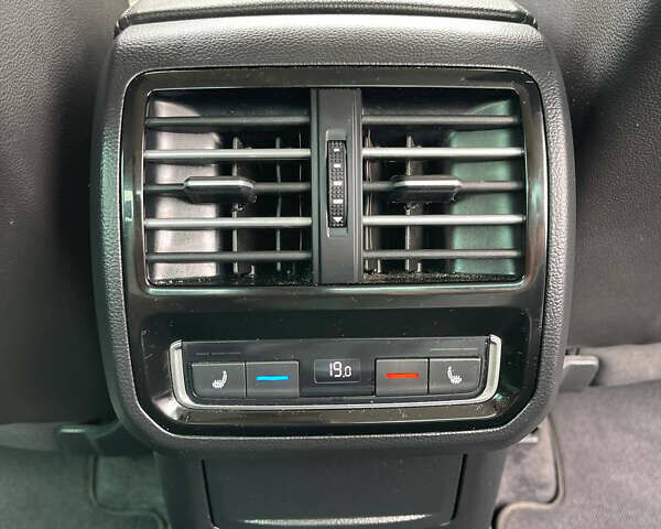 Серый Фольксваген Пассат, объемом двигателя 1.97 л и пробегом 254 тыс. км за 20900 $, фото 34 на Automoto.ua