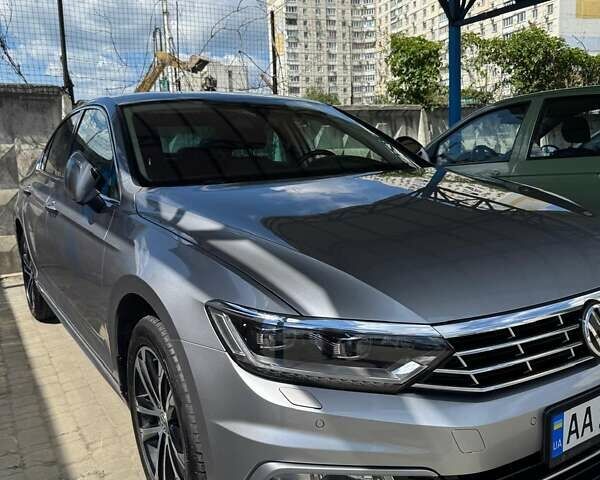 Сірий Фольксваген Пассат, об'ємом двигуна 1.97 л та пробігом 128 тис. км за 27500 $, фото 4 на Automoto.ua