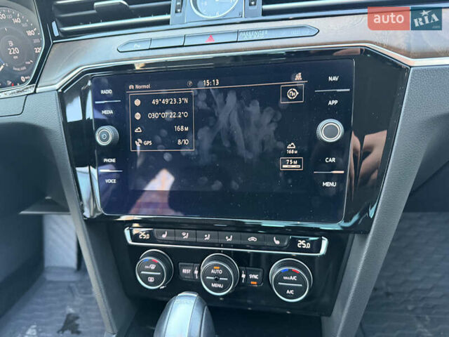 Серый Фольксваген Пассат, объемом двигателя 1.97 л и пробегом 123 тыс. км за 25500 $, фото 40 на Automoto.ua