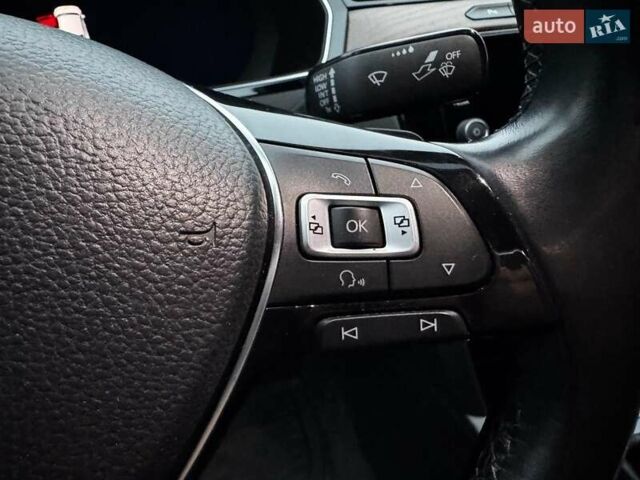 Серый Фольксваген Пассат, объемом двигателя 1.8 л и пробегом 215 тыс. км за 19990 $, фото 35 на Automoto.ua