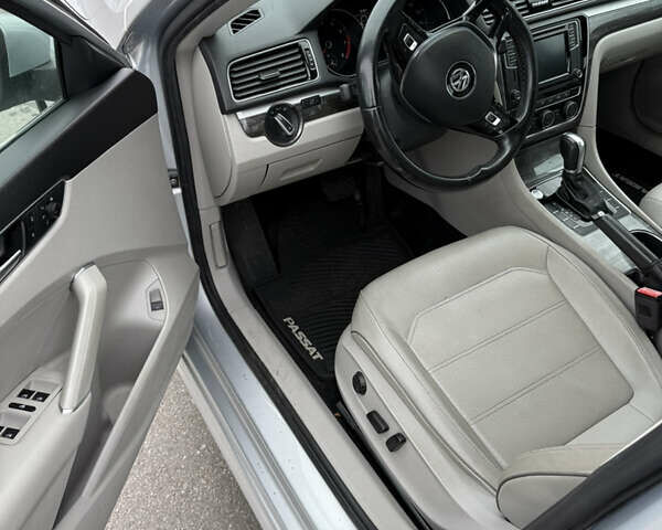 Серый Фольксваген Пассат, объемом двигателя 2 л и пробегом 160 тыс. км за 16200 $, фото 14 на Automoto.ua