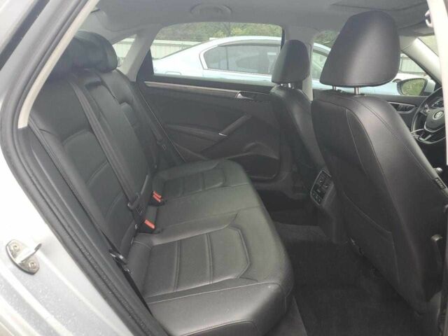 Серый Фольксваген Пассат, объемом двигателя 2 л и пробегом 56 тыс. км за 2900 $, фото 9 на Automoto.ua