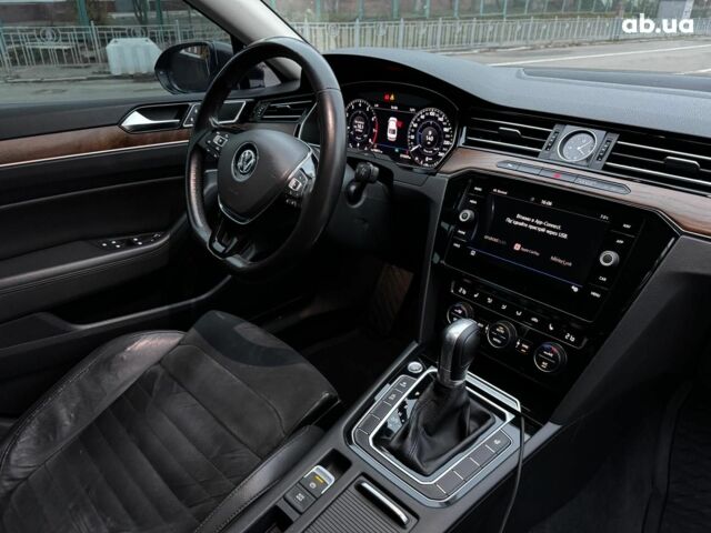 Серый Фольксваген Пассат, объемом двигателя 1.8 л и пробегом 215 тыс. км за 19990 $, фото 41 на Automoto.ua