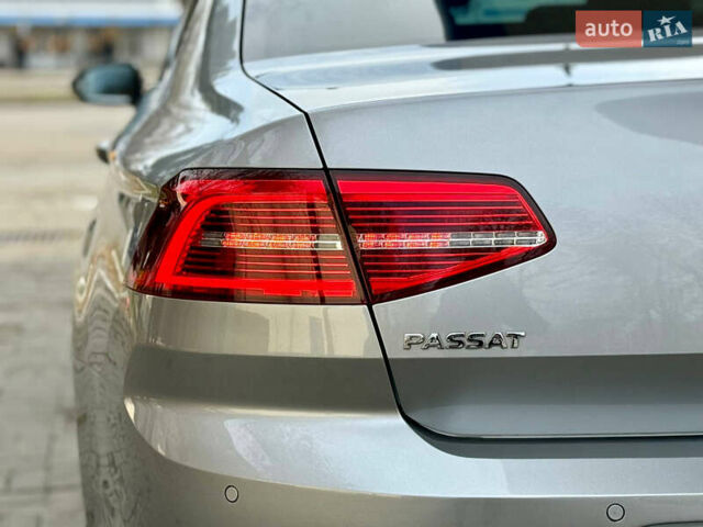 Серый Фольксваген Пассат, объемом двигателя 1.97 л и пробегом 145 тыс. км за 22500 $, фото 54 на Automoto.ua